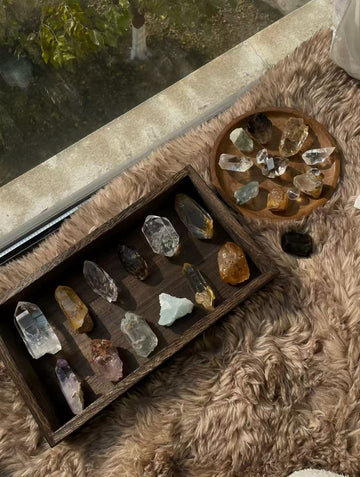 Is Quartz a Mineral? Discover the Fascinating Truth Behind This Shimmering Gem!
