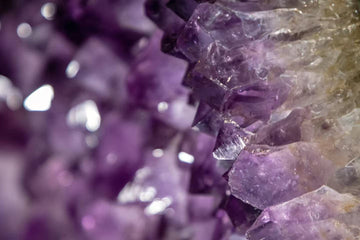 Amethyst Ornaments & Purple Crystal Bracelets: The Power of Mystical Elements