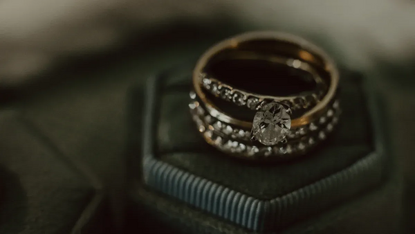 Top 20 Personalized Crystal Anniversary Gifts for Couples in 2025